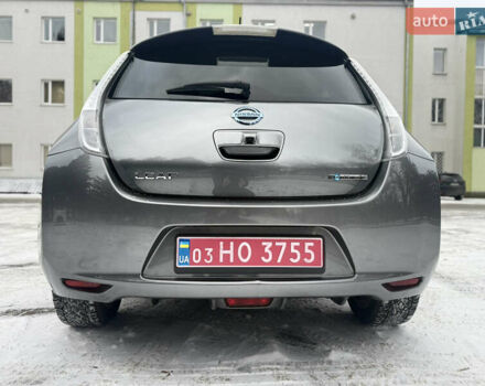 Сірий Ніссан Ліф, об'ємом двигуна 0 л та пробігом 92 тис. км за 7280 $, фото 4 на Automoto.ua