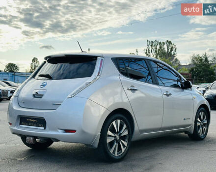 Серый Ниссан Лиф, объемом двигателя 0 л и пробегом 67 тыс. км за 8500 $, фото 9 на Automoto.ua