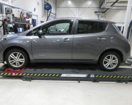 Сірий Ніссан Ліф, об'ємом двигуна 0 л та пробігом 55 тис. км за 7300 $, фото 2 на Automoto.ua