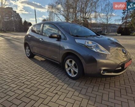 Сірий Ніссан Ліф, об'ємом двигуна 0 л та пробігом 90 тис. км за 7600 $, фото 5 на Automoto.ua
