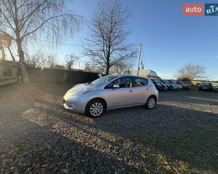 Серый Ниссан Лиф, объемом двигателя 0 л и пробегом 128 тыс. км за 6500 $, фото 9 на Automoto.ua