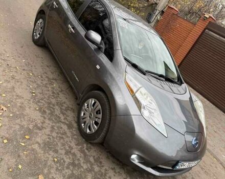 Серый Ниссан Лиф, объемом двигателя 0 л и пробегом 162 тыс. км за 7000 $, фото 4 на Automoto.ua