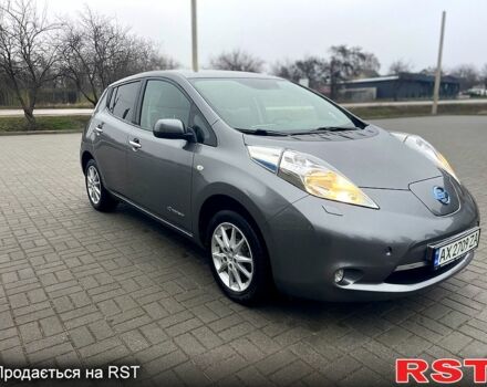 Серый Ниссан Лиф, объемом двигателя 0 л и пробегом 0 тыс. км за 7300 $, фото 1 на Automoto.ua
