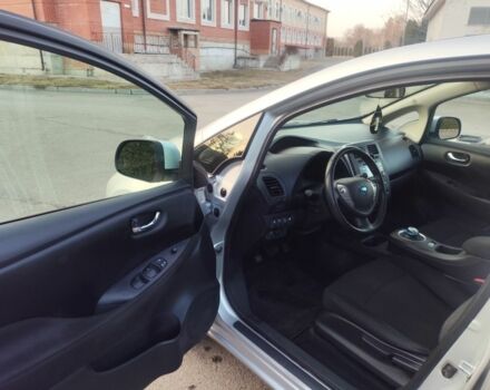 Серый Ниссан Лиф, объемом двигателя 0 л и пробегом 140 тыс. км за 7499 $, фото 10 на Automoto.ua