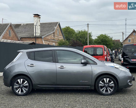 Сірий Ніссан Ліф, об'ємом двигуна 0 л та пробігом 111 тис. км за 7300 $, фото 9 на Automoto.ua