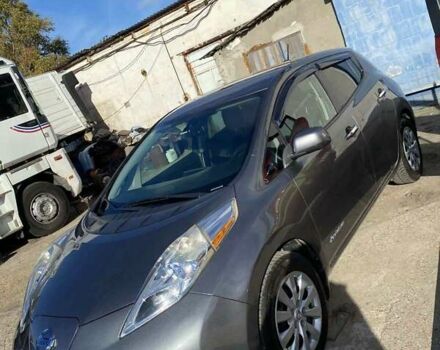 Сірий Ніссан Ліф, об'ємом двигуна 0 л та пробігом 131 тис. км за 7500 $, фото 1 на Automoto.ua