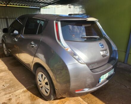 Серый Ниссан Лиф, объемом двигателя 0 л и пробегом 140 тыс. км за 6010 $, фото 7 на Automoto.ua