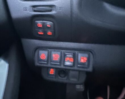 Серый Ниссан Лиф, объемом двигателя 0 л и пробегом 130 тыс. км за 6500 $, фото 18 на Automoto.ua