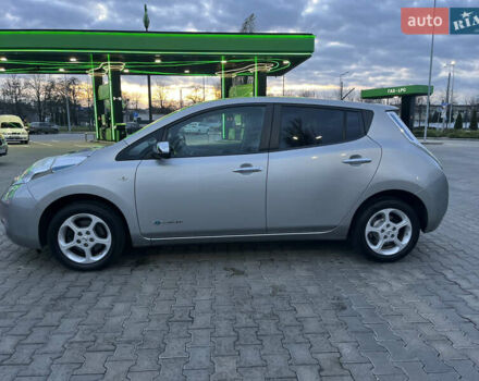 Серый Ниссан Лиф, объемом двигателя 0 л и пробегом 118 тыс. км за 7500 $, фото 2 на Automoto.ua