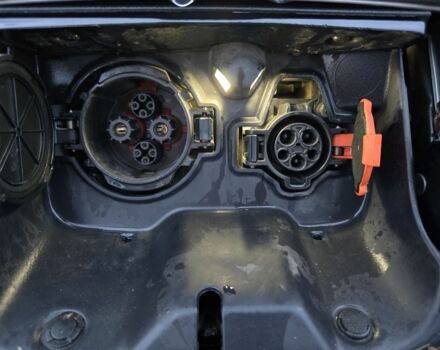 Серый Ниссан Лиф, объемом двигателя 0 л и пробегом 103 тыс. км за 6999 $, фото 15 на Automoto.ua