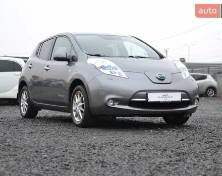 Серый Ниссан Лиф, объемом двигателя 0 л и пробегом 127 тыс. км за 6999 $, фото 4 на Automoto.ua