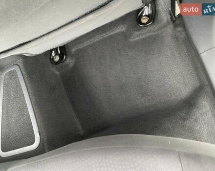 Серый Ниссан Лиф, объемом двигателя 0 л и пробегом 151 тыс. км за 5900 $, фото 38 на Automoto.ua