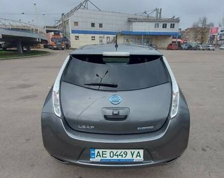 Серый Ниссан Лиф, объемом двигателя 0 л и пробегом 127 тыс. км за 8000 $, фото 27 на Automoto.ua