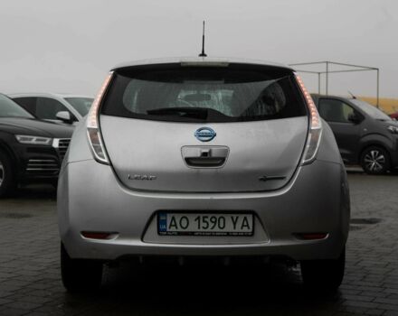 Серый Ниссан Лиф, объемом двигателя 0 л и пробегом 174 тыс. км за 5800 $, фото 8 на Automoto.ua