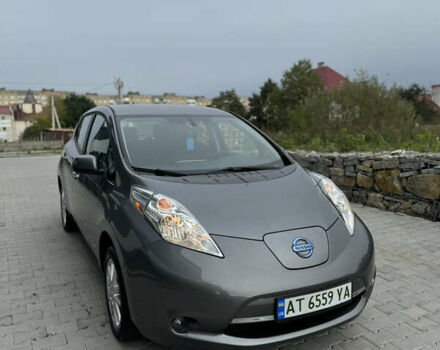 Серый Ниссан Лиф, объемом двигателя 0 л и пробегом 96 тыс. км за 5800 $, фото 3 на Automoto.ua