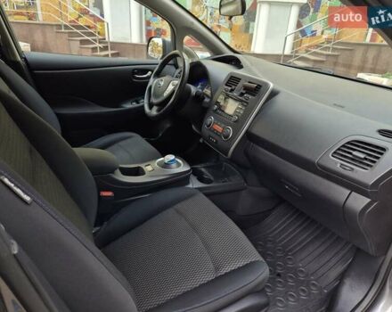 Сірий Ніссан Ліф, об'ємом двигуна 0 л та пробігом 92 тис. км за 7300 $, фото 13 на Automoto.ua