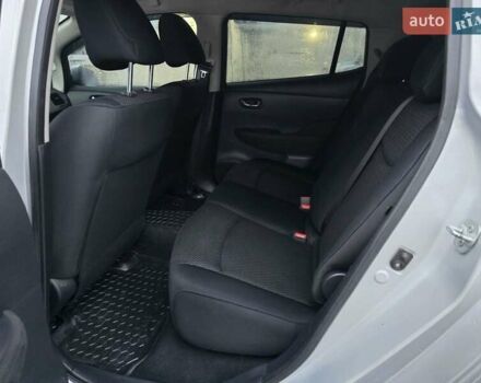 Серый Ниссан Лиф, объемом двигателя 0 л и пробегом 103 тыс. км за 6999 $, фото 10 на Automoto.ua