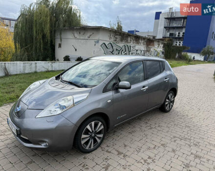 Серый Ниссан Лиф, объемом двигателя 0 л и пробегом 111 тыс. км за 7400 $, фото 4 на Automoto.ua