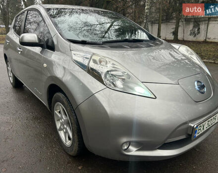 Сірий Ніссан Ліф, об'ємом двигуна 0 л та пробігом 111 тис. км за 8100 $, фото 1 на Automoto.ua