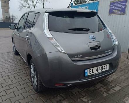 Серый Ниссан Лиф, объемом двигателя 0 л и пробегом 100 тыс. км за 6450 $, фото 16 на Automoto.ua