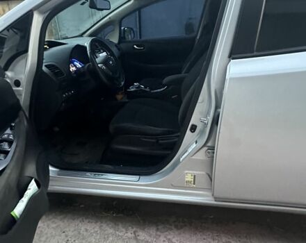 Серый Ниссан Лиф, объемом двигателя 0 л и пробегом 130 тыс. км за 6500 $, фото 11 на Automoto.ua