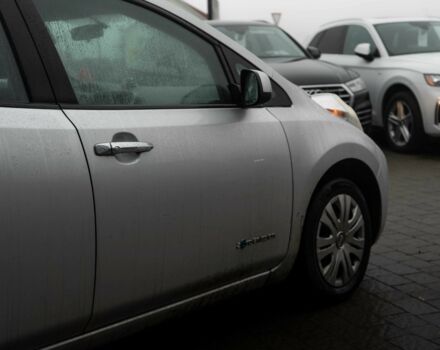 Серый Ниссан Лиф, объемом двигателя 0 л и пробегом 174 тыс. км за 5800 $, фото 10 на Automoto.ua