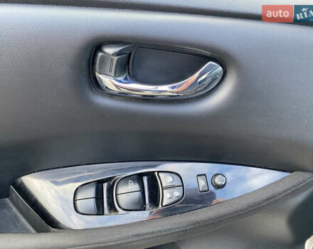 Серый Ниссан Лиф, объемом двигателя 0 л и пробегом 137 тыс. км за 5400 $, фото 14 на Automoto.ua