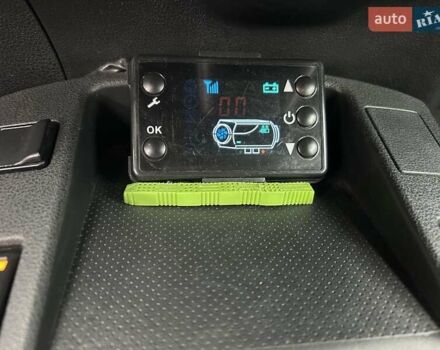 Серый Ниссан Лиф, объемом двигателя 0 л и пробегом 159 тыс. км за 6900 $, фото 5 на Automoto.ua