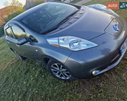 Серый Ниссан Лиф, объемом двигателя 0 л и пробегом 114 тыс. км за 11500 $, фото 5 на Automoto.ua