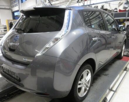 Сірий Ніссан Ліф, об'ємом двигуна 0 л та пробігом 55 тис. км за 7300 $, фото 1 на Automoto.ua