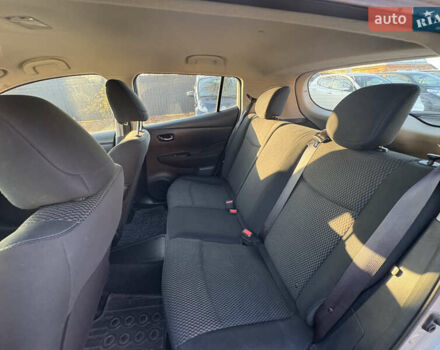 Серый Ниссан Лиф, объемом двигателя 0 л и пробегом 128 тыс. км за 6500 $, фото 18 на Automoto.ua