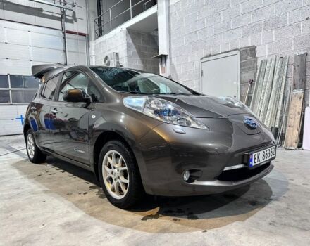 Сірий Ніссан Ліф, об'ємом двигуна 0 л та пробігом 98 тис. км за 7200 $, фото 1 на Automoto.ua