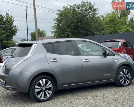 Сірий Ніссан Ліф, об'ємом двигуна 0 л та пробігом 111 тис. км за 7300 $, фото 39 на Automoto.ua