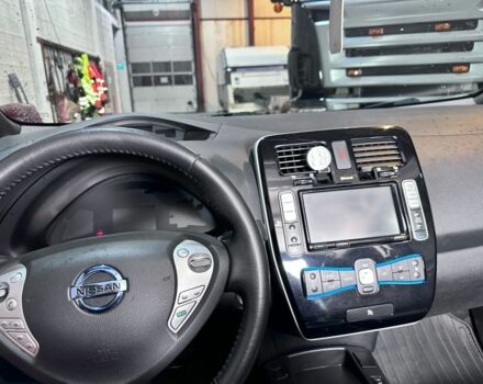 Сірий Ніссан Ліф, об'ємом двигуна 0 л та пробігом 98 тис. км за 7200 $, фото 4 на Automoto.ua
