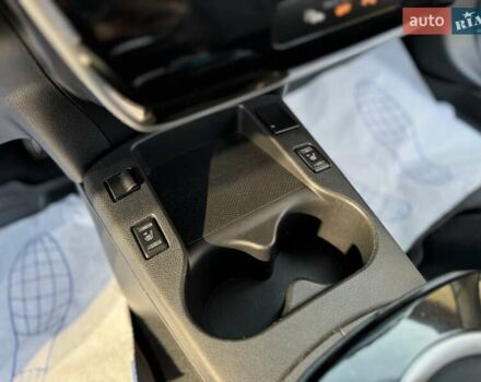 Серый Ниссан Лиф, объемом двигателя 0 л и пробегом 90 тыс. км за 7850 $, фото 54 на Automoto.ua