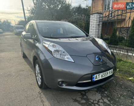 Серый Ниссан Лиф, объемом двигателя 0 л и пробегом 96 тыс. км за 5800 $, фото 13 на Automoto.ua