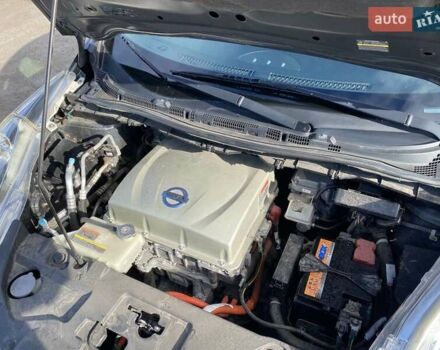 Сірий Ніссан Ліф, об'ємом двигуна 0 л та пробігом 131 тис. км за 7500 $, фото 18 на Automoto.ua