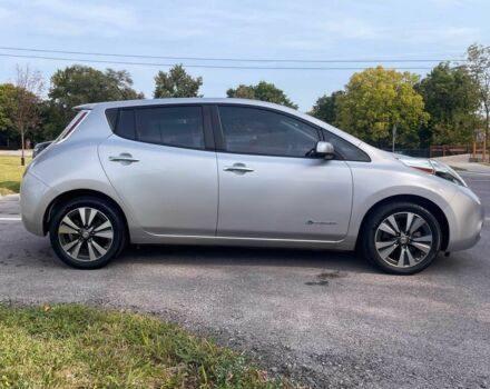 Серый Ниссан Лиф, объемом двигателя 0 л и пробегом 78 тыс. км за 2500 $, фото 5 на Automoto.ua