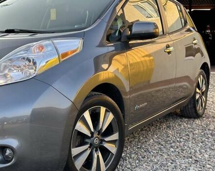 Сірий Ніссан Ліф, об'ємом двигуна 0 л та пробігом 134 тис. км за 6790 $, фото 4 на Automoto.ua