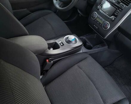 Сірий Ніссан Ліф, об'ємом двигуна 0 л та пробігом 89 тис. км за 8299 $, фото 7 на Automoto.ua