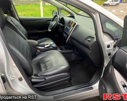 Серый Ниссан Лиф, объемом двигателя 80 л и пробегом 140 тыс. км за 7400 $, фото 9 на Automoto.ua