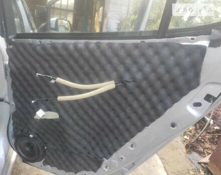 Серый Ниссан Лиф, объемом двигателя 0 л и пробегом 61 тыс. км за 8000 $, фото 39 на Automoto.ua