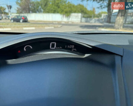 Сірий Ніссан Ліф, об'ємом двигуна 0 л та пробігом 125 тис. км за 7990 $, фото 25 на Automoto.ua