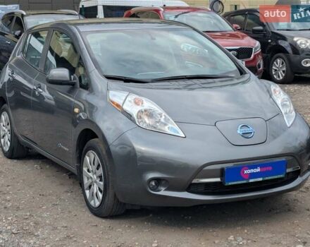 Серый Ниссан Лиф, объемом двигателя 0 л и пробегом 75 тыс. км за 8900 $, фото 6 на Automoto.ua