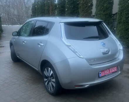 Серый Ниссан Лиф, объемом двигателя 0 л и пробегом 82 тыс. км за 7199 $, фото 4 на Automoto.ua