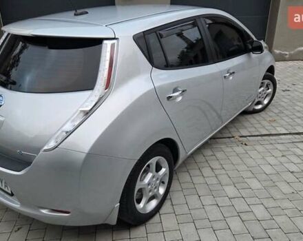 Сірий Ніссан Ліф, об'ємом двигуна 0 л та пробігом 110 тис. км за 7700 $, фото 5 на Automoto.ua