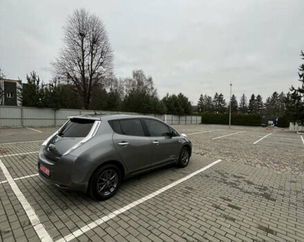 Серый Ниссан Лиф, объемом двигателя 0 л и пробегом 92 тыс. км за 8600 $, фото 18 на Automoto.ua