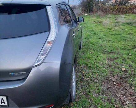 Серый Ниссан Лиф, объемом двигателя 0 л и пробегом 102 тыс. км за 9850 $, фото 3 на Automoto.ua