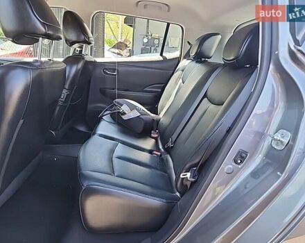 Сірий Ніссан Ліф, об'ємом двигуна 0 л та пробігом 114 тис. км за 5000 $, фото 8 на Automoto.ua