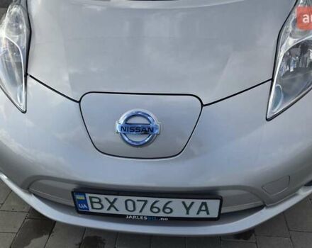 Сірий Ніссан Ліф, об'ємом двигуна 0 л та пробігом 110 тис. км за 7700 $, фото 12 на Automoto.ua